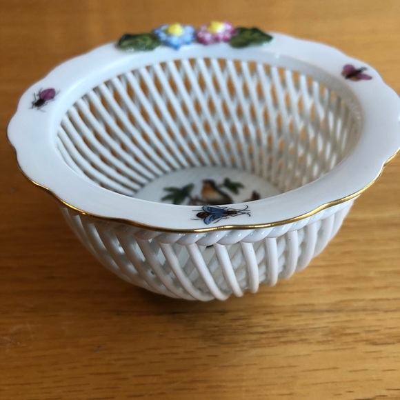 Herend Rothschild Bird & Butterfly Open Weave Basket Dish - Picture 2 of 7